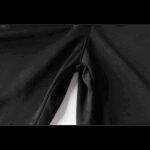 ⁦طقم قطعتين تيشيرت وشورت للرجال لون أبيض وأسود⁩ - الصورة ⁦2⁩