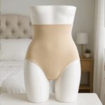 كلوت داخلي خصر عالي للنساء لون بيج