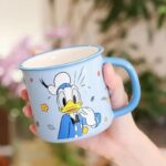 مج دزني بطوط لون أزرق