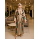 عباية ستان لون بيج