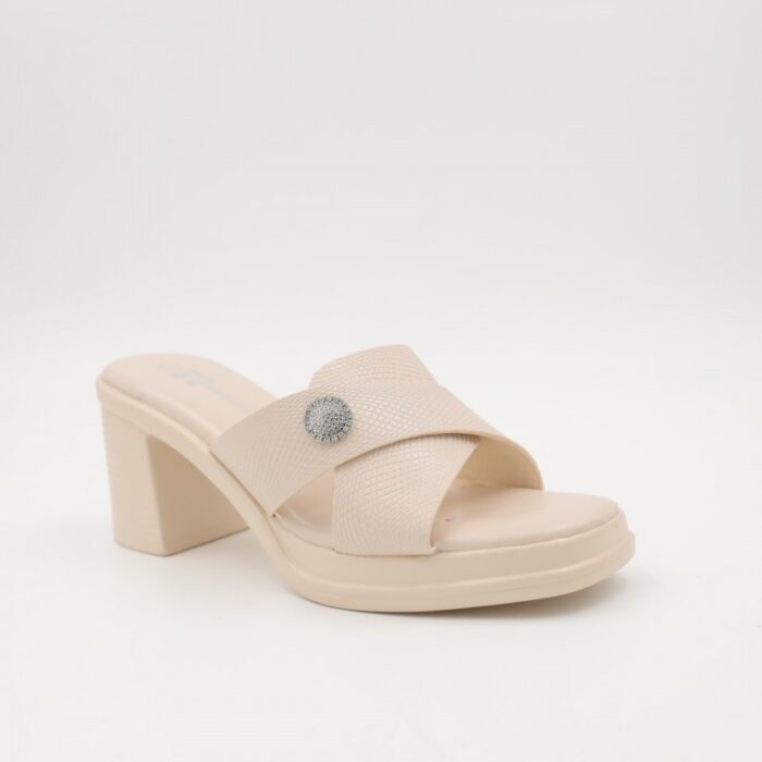 103381845_6833535656eea بابوج أنيق مع كعب متوسط يناسب الإطلالات الصيفية الكاجوال والأنيقة - الصورة 1