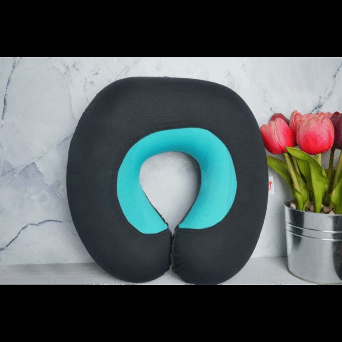 103381987_68335592a2f89 وسادة رقبة طبية TRIP PILLOW 34x34x10 CM - الصورة 1