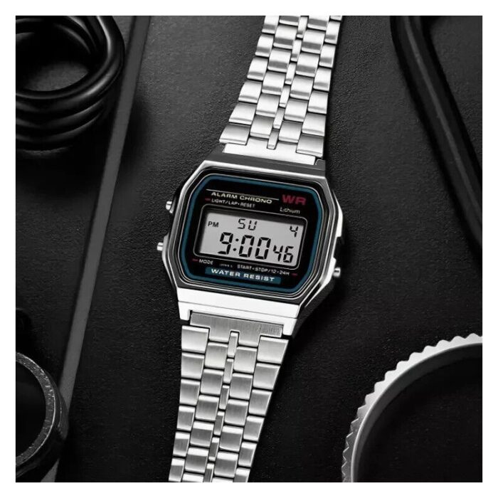 ⁦ساعة رقمية  للرجال - إضاءة LED  - ذات حزام من  الستانلس ستيل المقاوم لرذاذ الماء - موديل  F91W - لون فضي⁩ - الصورة ⁦4⁩