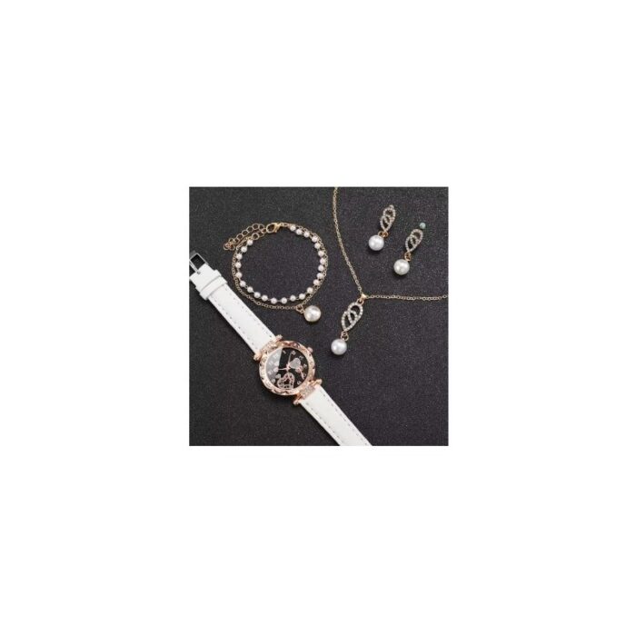 ⁦بكج 4 قطع مكوّن من ساعة نسائية فاخرة مع سنسال وحلق وإسوارة - مصنوعة من اللؤلؤ وحجر الراين الأنيق - لون أبيض⁩ - الصورة ⁦3⁩