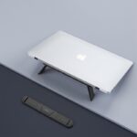 ⁦حامل كمبيوتر محمول وخفيف الوزن قابل للطي ومناسب لأجهزة الكمبيوتر الشخصي - ارتفاع قابل للتعديل - مصنوع من مادة ABS عالية الجودة⁩ - الصورة ⁦2⁩