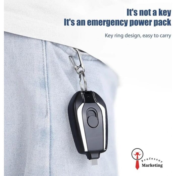 ⁦باور بانك Type C على شكل ميدالية مفاتيح مزود طاقة محمول حجم صغير وخفيف الوزن سعة 2000 ميلي أمبير لون أسود/ زهري حصريًا في مارت⁩ - الصورة ⁦3⁩