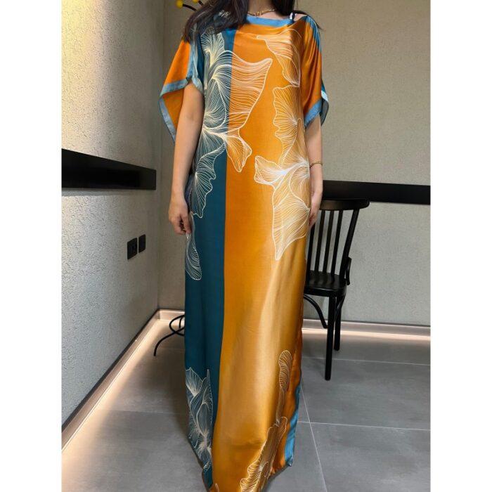 ⁦عباي صيفي قماش ساتان بارد⁩ - الصورة ⁦4⁩