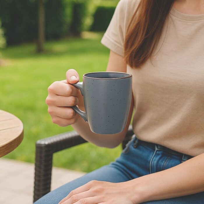 ⁦مج بورسلان سعة 300 مل لون رمادي⁩ - الصورة ⁦2⁩