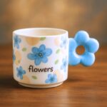 مج لون أزرق مورد