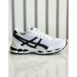 ⁦حذاء رياضي للرجال لون أبيض ونعل أبيض⁩ - الصورة ⁦2⁩