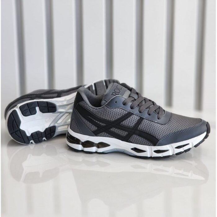 ⁦حذاء رياضي للرجال لون رمادي ونعل أبيض⁩ - الصورة ⁦4⁩