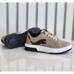 ⁦حذاء رياضي للرجال لون بيج⁩ - الصورة ⁦2⁩