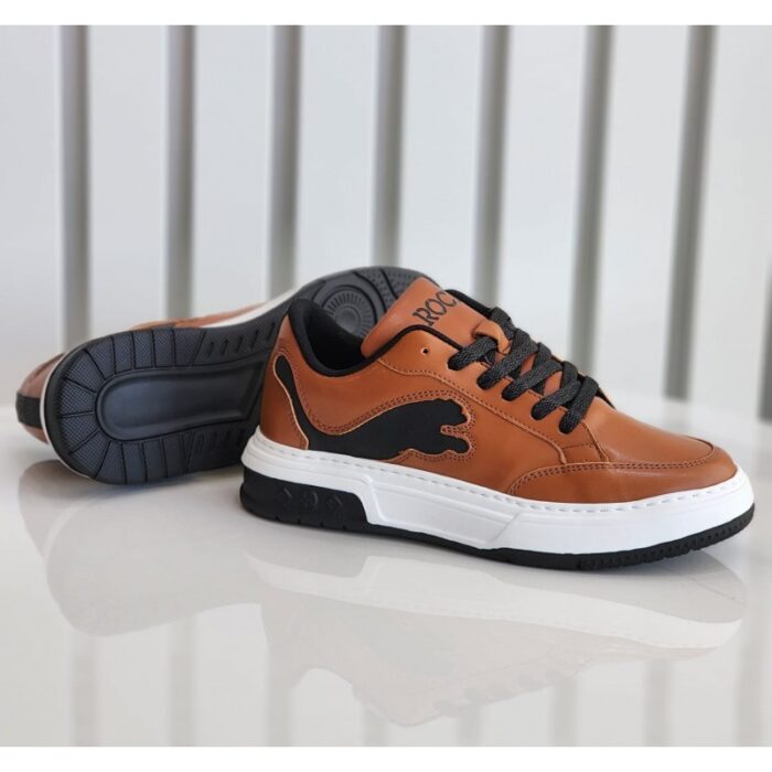 ⁦حذاء رياضي للرجال لون عسلي⁩ - الصورة ⁦3⁩