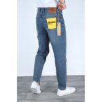 ⁦جينز موديل بوي فرند سرج عالي وجينز بدون ليكرا صناعة تركية⁩ - الصورة ⁦3⁩