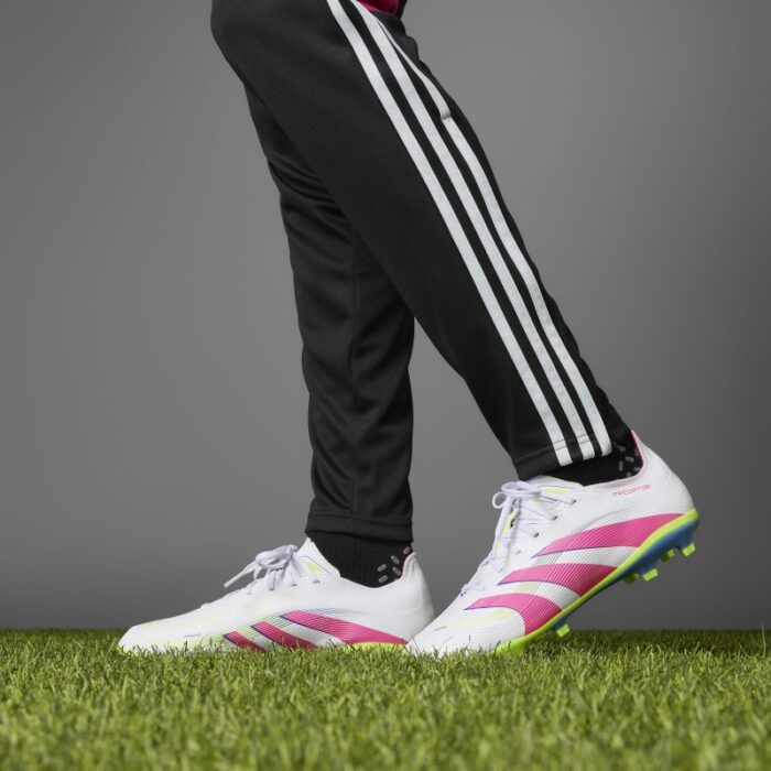 ⁦adidas Unisex' Predator League Firm/Multi-Ground Cleats- White⁩ - الصورة ⁦23⁩