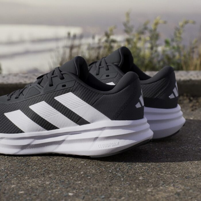 ⁦adidas Men's Galaxy 7 Running Shoes - Black⁩ - الصورة ⁦38⁩