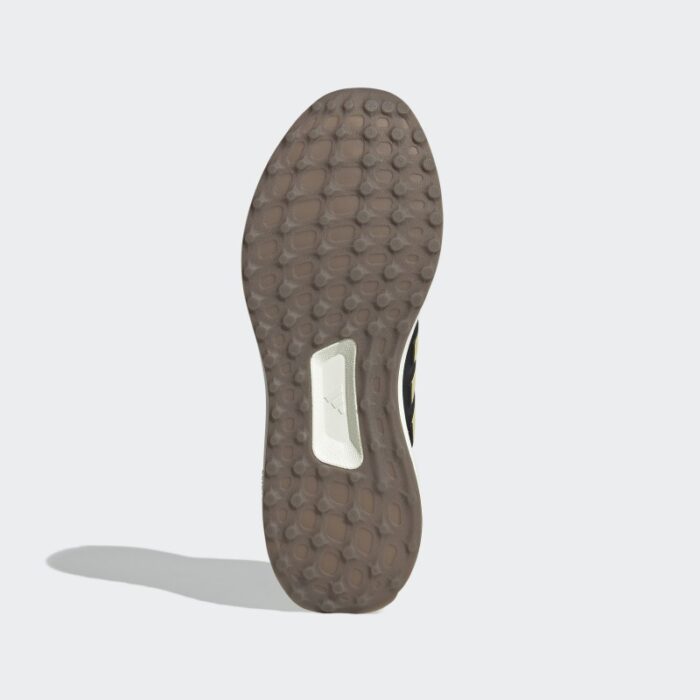 ⁦adidas Men's Ultradream DNA Shoes- Beige⁩ - الصورة ⁦4⁩