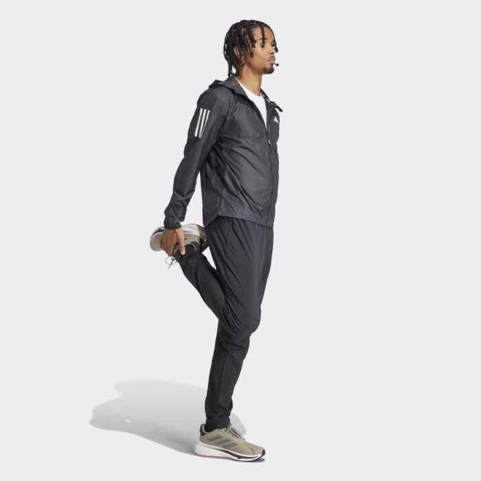 ⁦adidas Men's Running Own the Run Jacket - Black⁩ - الصورة ⁦6⁩