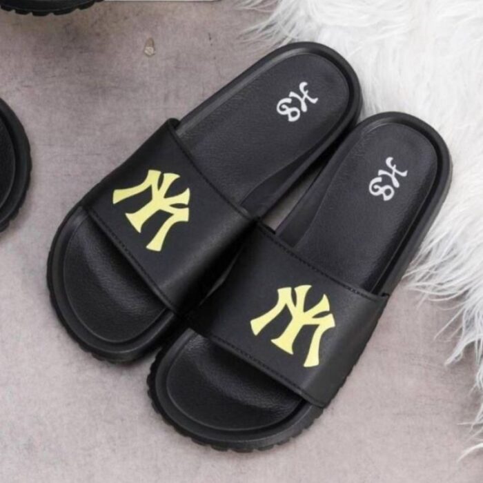 103383127_68335ea21cac6 شبشب رجالي لون أسود - الصورة 1