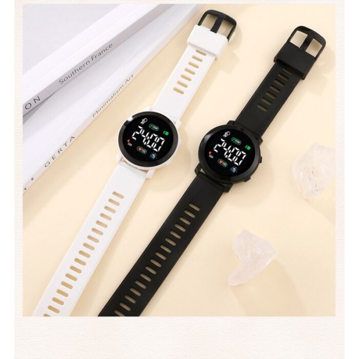 ⁦ساعة يد رقمية LED للكبلز (زوج) ذات شاشة دائرية حزام سيليكون لون أبيض وأسود⁩ - الصورة ⁦4⁩