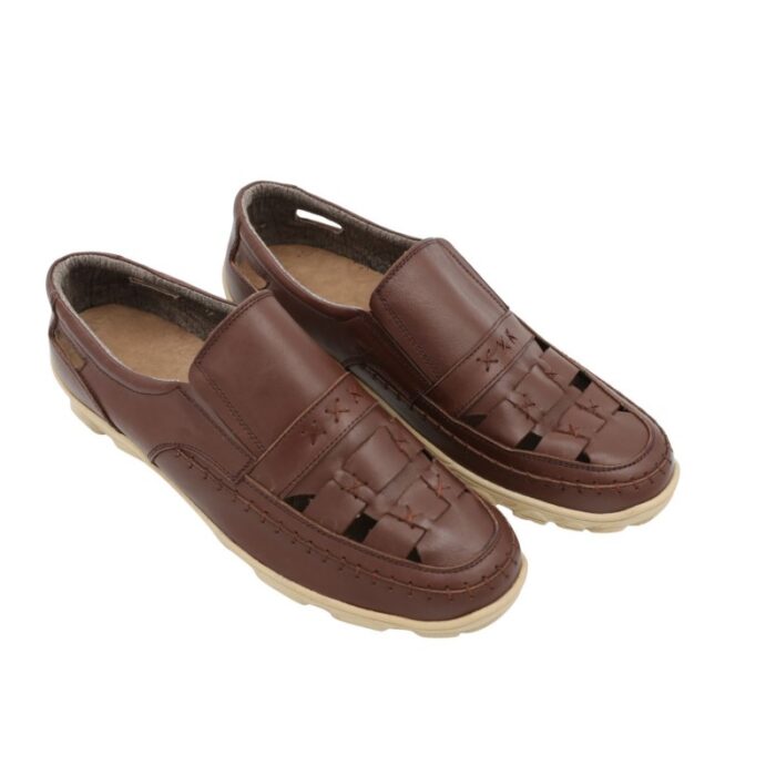 ⁦حذاء جلد طبيعي للرجال لون بني غامق ونعل بيج⁩ - الصورة ⁦10⁩