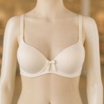 ملابس داخلية للنساء لون أبيض