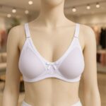 ملابس داخلية للنساء لون أبيض