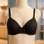 ملابس داخلية للنساء لون أسود