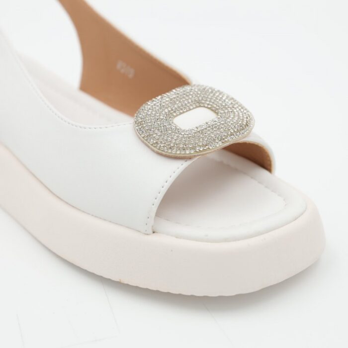 ⁦صندل للصبايا قماش لون ابيض⁩ - الصورة ⁦8⁩