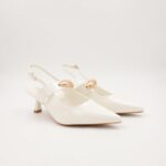 حذاء كعب متوسط رفيع للنساء لون ابيض لامع