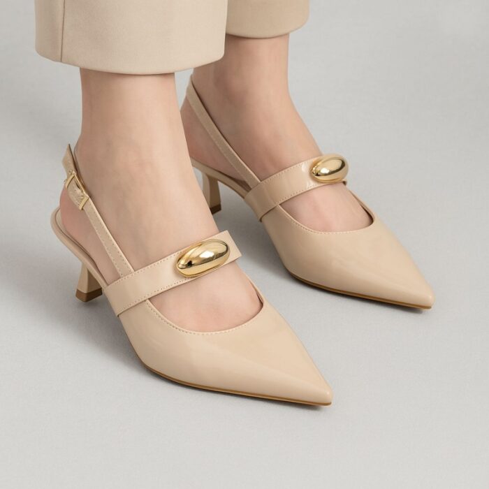 ⁦حذاء كعب متوسط رفيع للنساء لون بيج لامع⁩ - الصورة ⁦8⁩