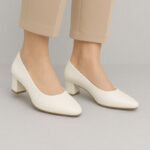 ⁦حذاء كعب عريض عالي للنساء لون ابيض⁩ - الصورة ⁦7⁩