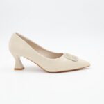 ⁦حذاء كعب رفيع عالي للنساء لون بيج⁩ - الصورة ⁦3⁩