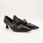 حذاء كعب رفيع متوسط للنساء مع حزام لون اسود