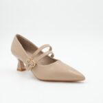 ⁦حذاء كعب رفيع متوسط للنساء مع حزام لون عسلي⁩ - الصورة ⁦4⁩