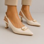 ⁦حذاء كعب متوسط رفيع ستاتي بتصميم مفتوح من الخلف لون بيج⁩ - الصورة ⁦7⁩