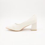 ⁦حذاء كعب عالي عريض لون ابيض⁩ - الصورة ⁦2⁩