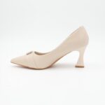 ⁦حذاء كعب عالي رفيع للنساء لون بيج⁩ - الصورة ⁦5⁩