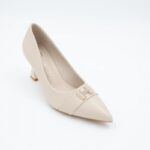 ⁦حذاء كعب عالي رفيع للنساء لون بيج⁩ - الصورة ⁦7⁩