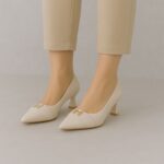 ⁦حذاء كعب عالي رفيع للنساء لون بيج⁩ - الصورة ⁦8⁩