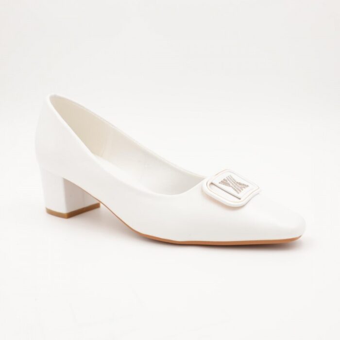 ⁦حذاء كعب متوسط نسائي بتصميم كلاسيكي لون ابيض⁩ - الصورة ⁦5⁩