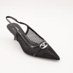 ⁦حذاء كعب متوسط رفيع نسائي بتصميم كلاسيكي مشبك مفتوح من الخلف لون اسود⁩ - الصورة ⁦5⁩