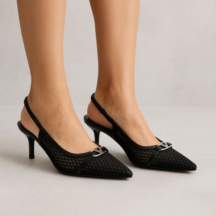 ⁦حذاء كعب متوسط رفيع نسائي بتصميم كلاسيكي مشبك مفتوح من الخلف لون اسود⁩ - الصورة ⁦7⁩