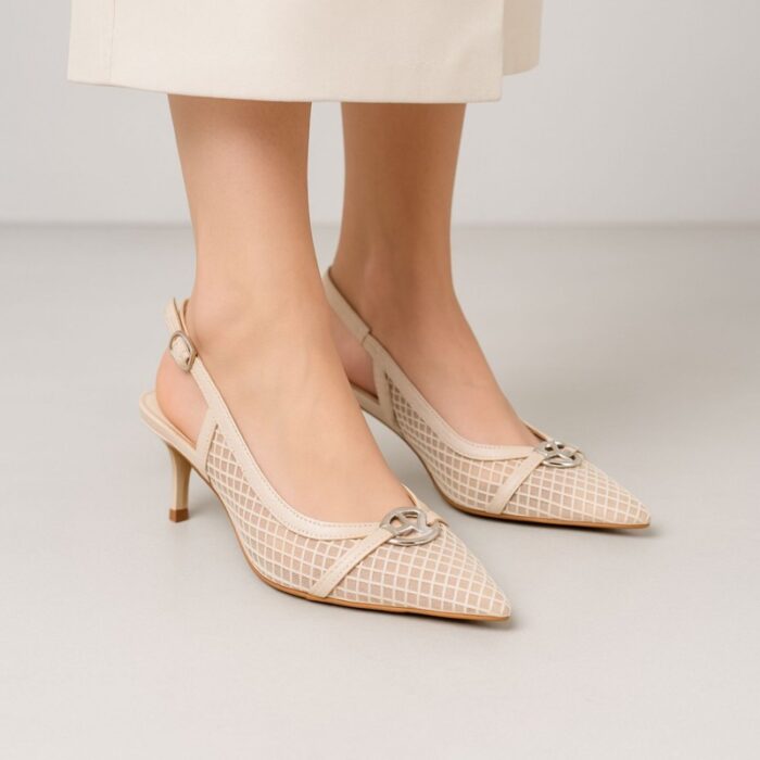 ⁦حذاء كعب متوسط رفيع نسائي بتصميم كلاسيكي مشبك مفتوح من الخلف لون بيج⁩ - الصورة ⁦7⁩