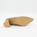 ⁦حذاء كعب عريض متوسط للنساء لون بيج⁩ - الصورة ⁦5⁩