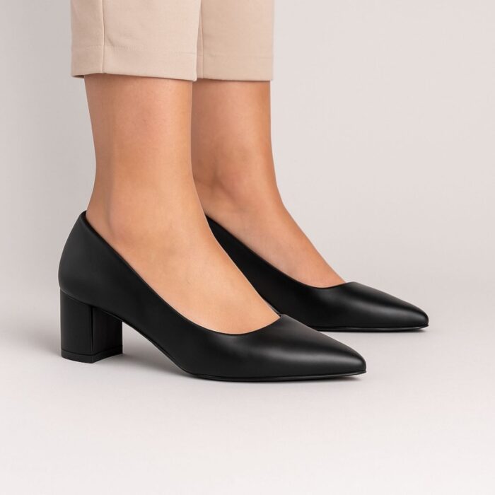 ⁦حذاء كعب عريض متوسط للنساء لون اسود⁩ - الصورة ⁦5⁩