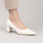 ⁦حذاء كعب عريض متوسط للنساء لون ابيض⁩ - الصورة ⁦7⁩