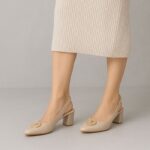 ⁦حذاء كعب متوسط نسائي بكعب عريض بتصميم مفتوح من الخلف لون كاكي⁩ - الصورة ⁦6⁩