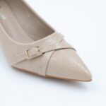 ⁦حذاء كعب رفيع متوسط للنساء لون عسلي⁩ - الصورة ⁦2⁩