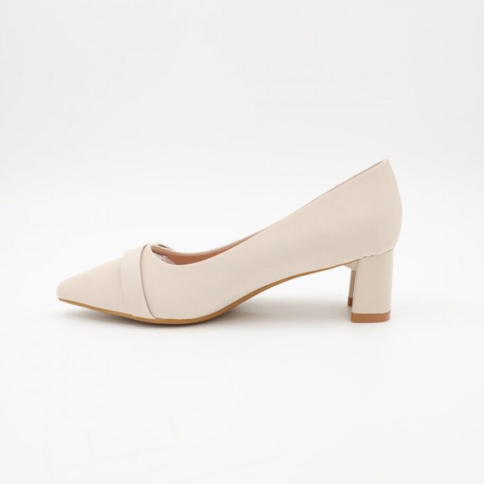 ⁦حذاء كعب عريض متوسط للنساء لون بيج⁩ - الصورة ⁦4⁩